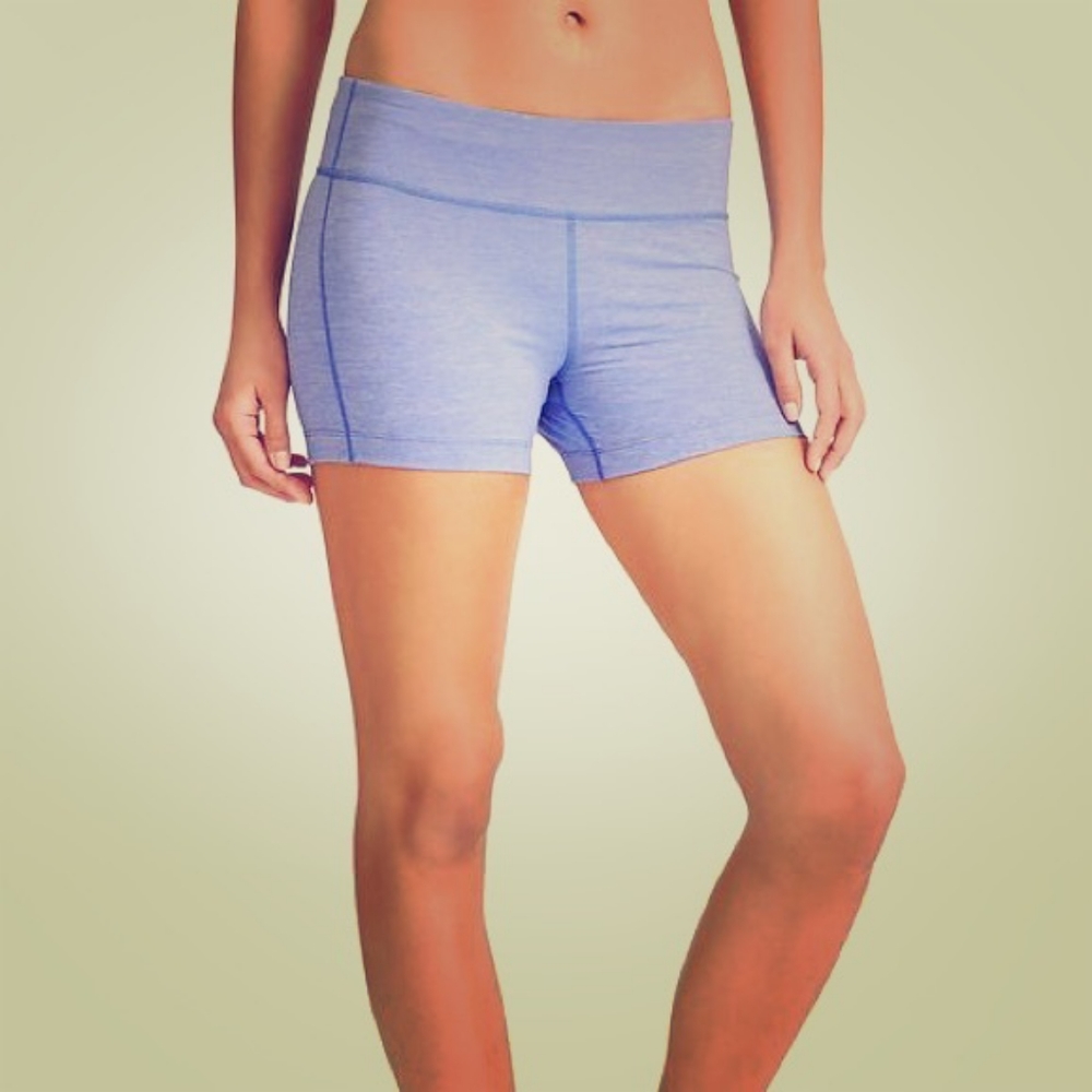 Athleta Quest Chaturanga Shortie Baja Blue Shorts